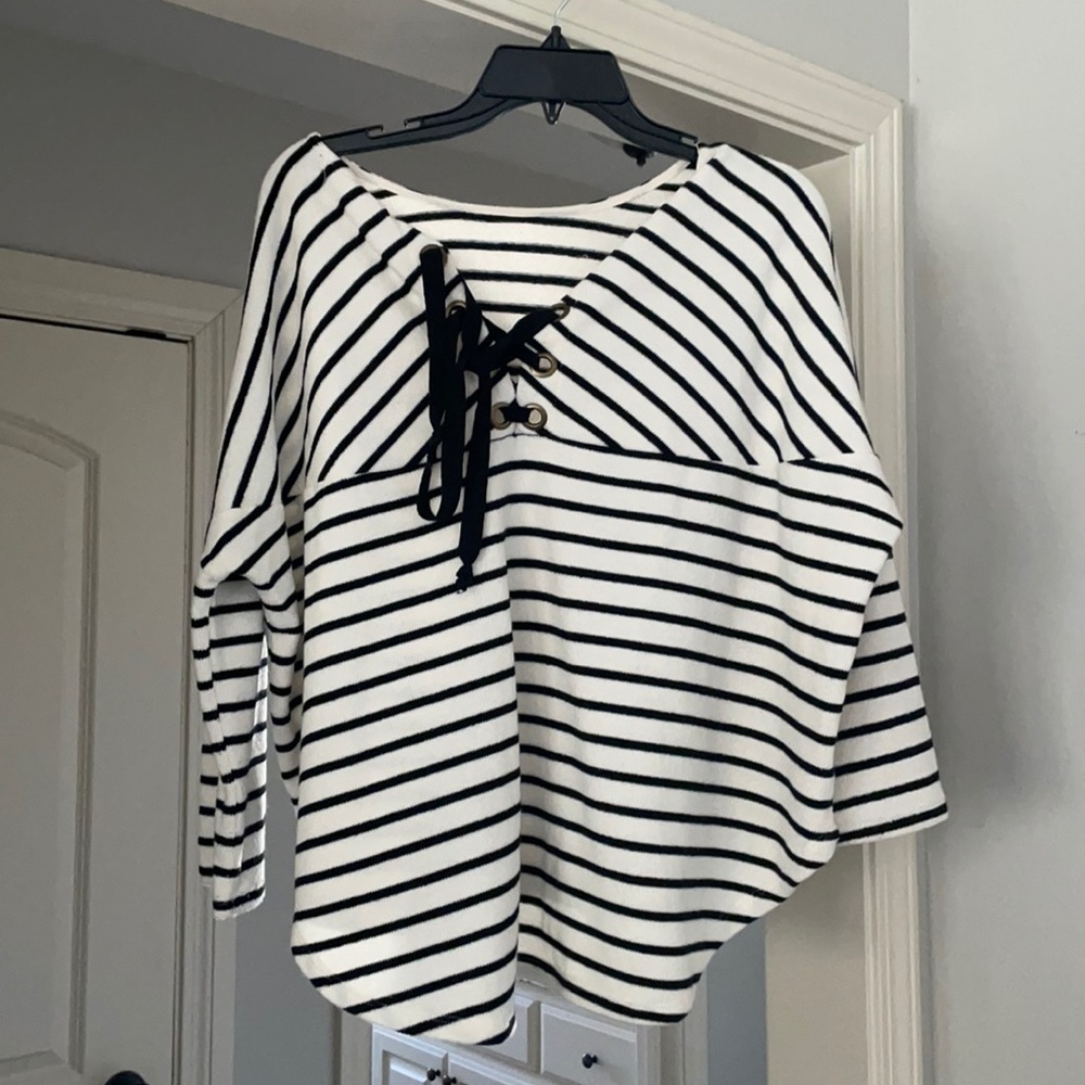 Cute oversize too! Perfect with leggings or jeans